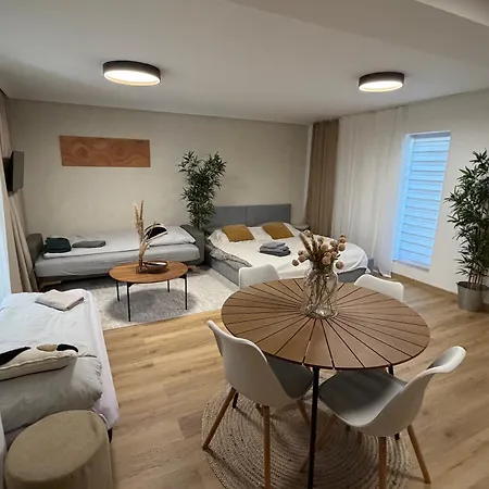 Atelier Smutna Апартаменты Острава